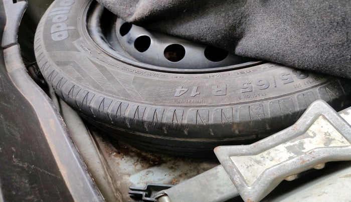 2011 Hyundai i20 ASTA 1.4 CRDI, Diesel, Manual, 1,01,175 km, tyre