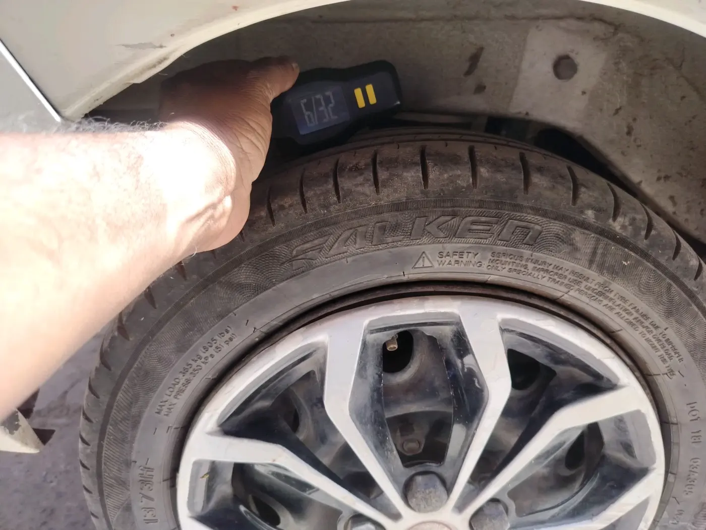2019 Maruti Alto K10 VXI, CNG, Manual, 2,30,000 km, tyre