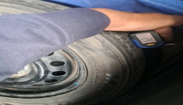 2021 Maruti New Wagon-R VXI 1.0, Petrol, Manual, 66,352 km, tyre