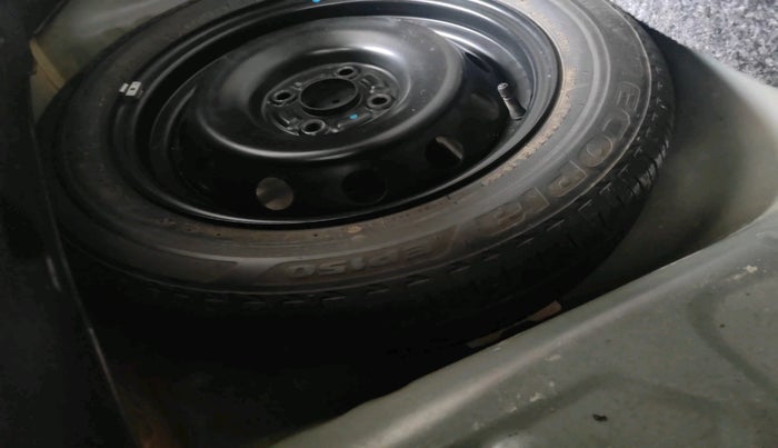 2021 Maruti IGNIS ZETA 1.2, Petrol, Manual, 55,708 km, tyre