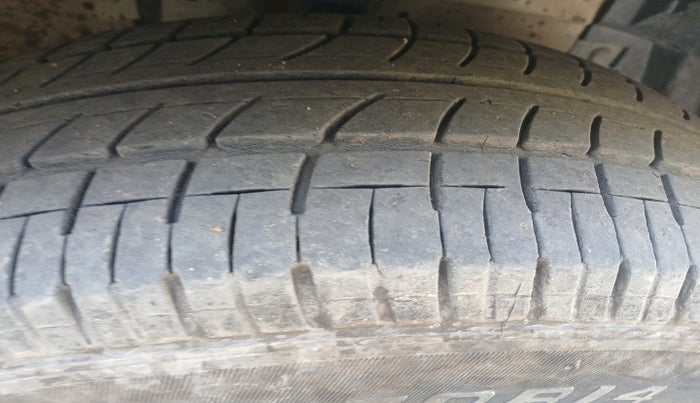 2014 Maruti Swift Dzire VDI, Diesel, Manual, 1,31,661 km, tyre