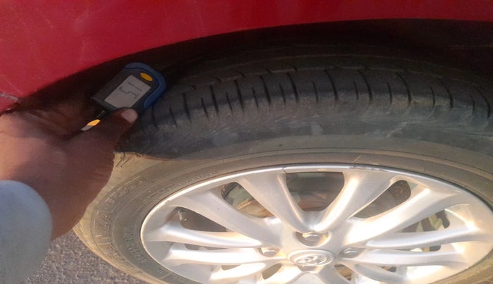 2018 Toyota YARIS G MT, Petrol, Manual, 1,18,142 km, tyre