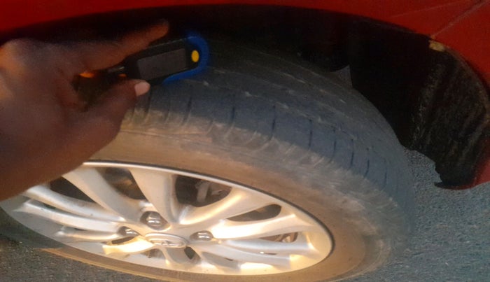 2018 Toyota YARIS G MT, Petrol, Manual, 1,18,142 km, tyre