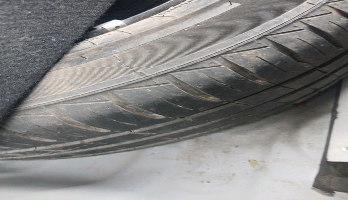 2022 Hyundai GRAND I10 NIOS SPORTZ 1.2 KAPPA VTVT CNG, CNG, Manual, 46,173 km, tyre