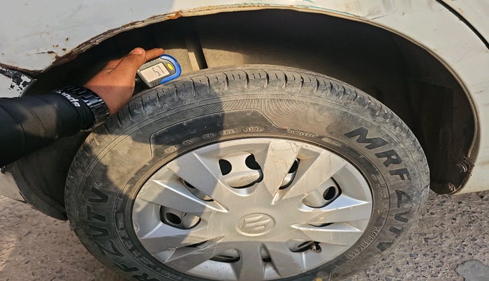 2017 Maruti Swift LDI, Diesel, Manual, 88,873 km, tyre