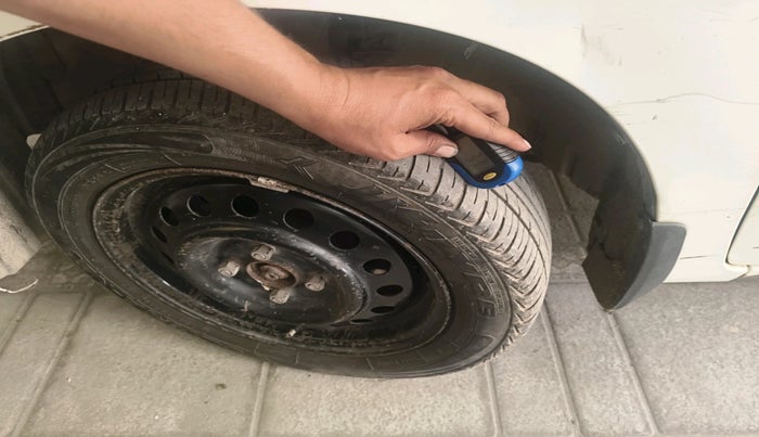 2012 Maruti Wagon R 1.0 VXI, Petrol, Manual, 60,826 km, tyre