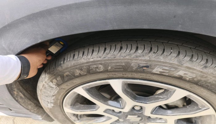 2025 Maruti XL6 ZETA AT, Petrol, Automatic, 5,349 km, tyre