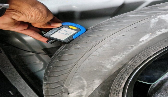 2025 MG ASTOR Sprint 1.5 MT (Ivory), Petrol, Manual, 11,004 km, tyre