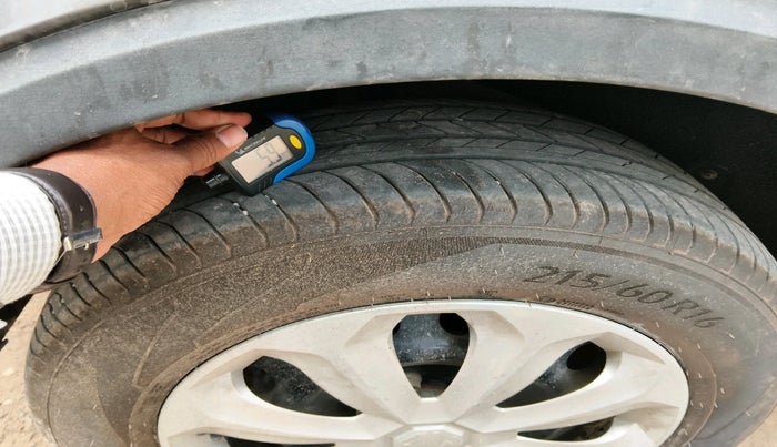 2025 MG ASTOR Sprint 1.5 MT (Ivory), Petrol, Manual, 11,004 km, tyre