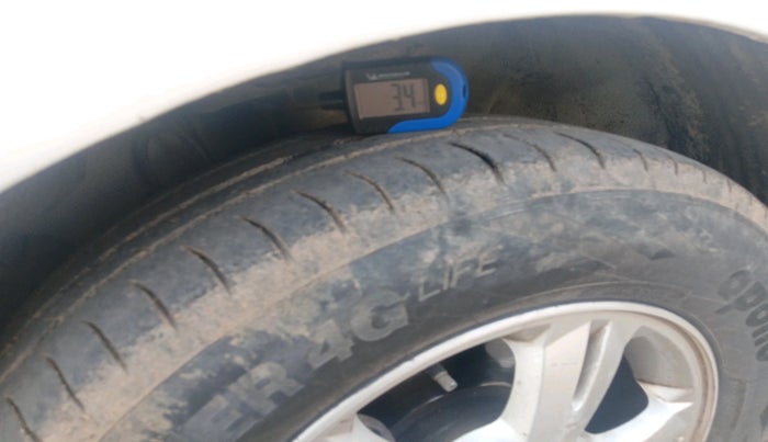 2011 Hyundai i20 ASTA 1.4 CRDI, Diesel, Manual, 1,24,327 km, tyre