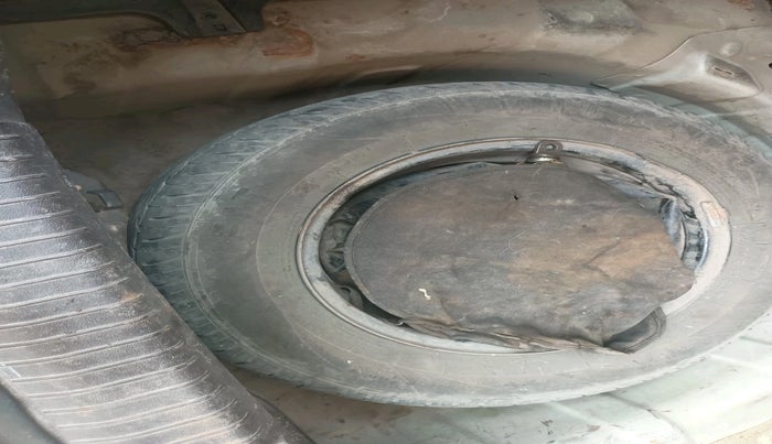 2011 Hyundai i20 MAGNA 1.4 CRDI, Diesel, Manual, 1,23,253 km, tyre