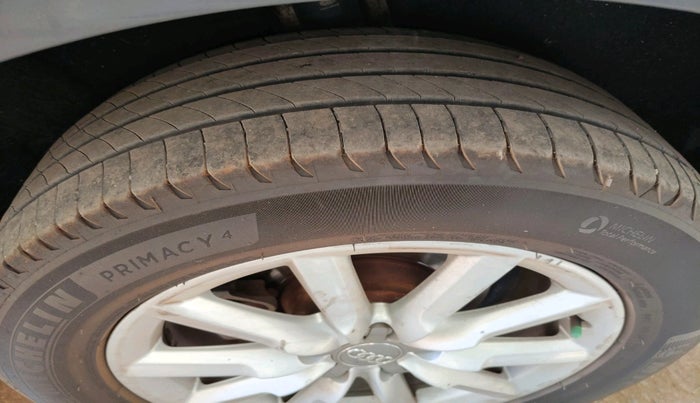 2013 Audi Q3 2.0 TDI QUATTRO, Diesel, Automatic, 70,936 km, tyre