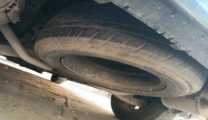 2017 Mahindra XUV500 W6, Diesel, Manual, 2,13,437 km, tyre