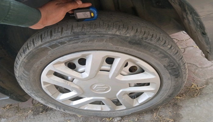 2020 Maruti Vitara Brezza LXI, Petrol, Manual, 46,495 km, tyre