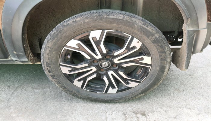 2022 Renault Kiger RXZ MT, Petrol, Manual, 26,114 km, tyre