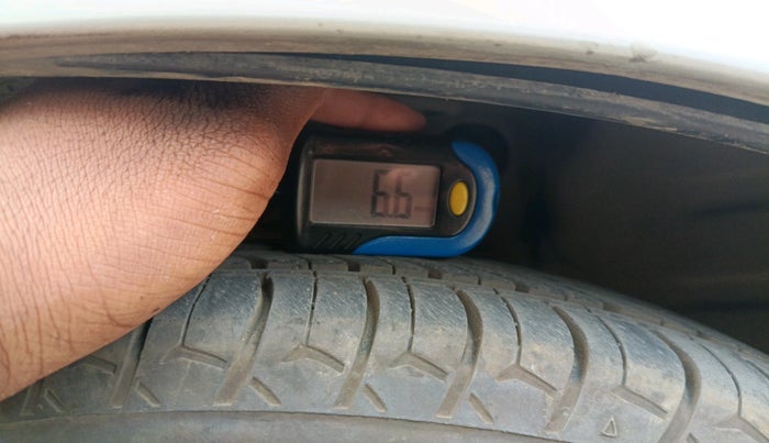 2006 Maruti Wagon R VXI MINOR, Petrol, Manual, 1,46,800 km, tyre