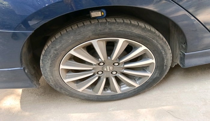 2018 Maruti Ciaz ALPHA  AT 1.5 SHVS PETROL, Petrol, Automatic, 40,192 km, tyre