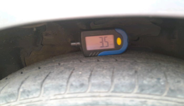 2015 Maruti Celerio ZXI AMT, Petrol, Automatic, 60,276 km, tyre