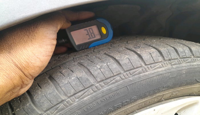 2015 Maruti Celerio ZXI AMT, Petrol, Automatic, 60,276 km, tyre