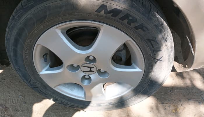 2005 Honda City ZX VTEC, Petrol, Manual, 1,00,015 km, tyre