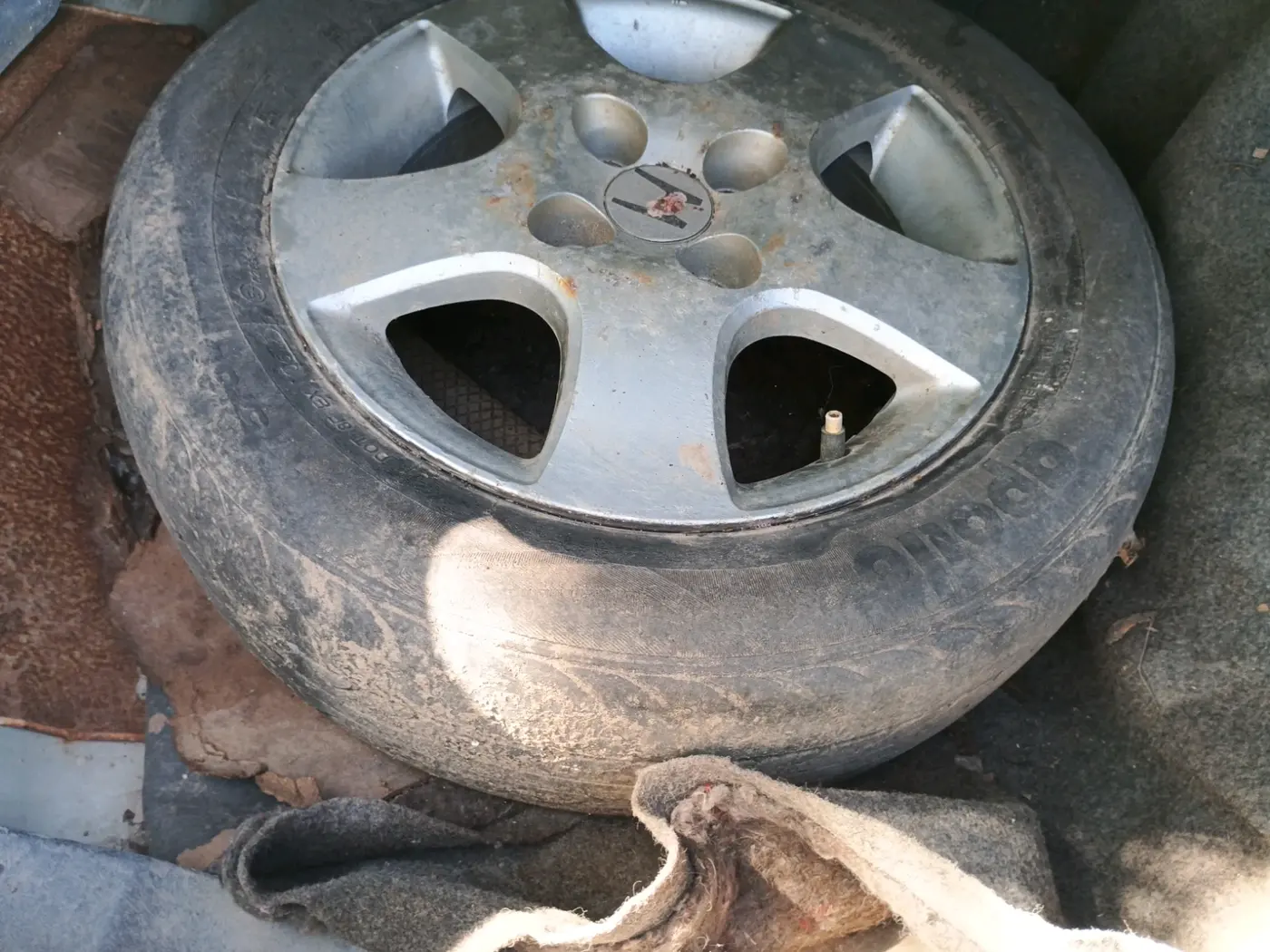 2005 Honda City ZX VTEC, Petrol, Manual, 1,00,015 km, tyre
