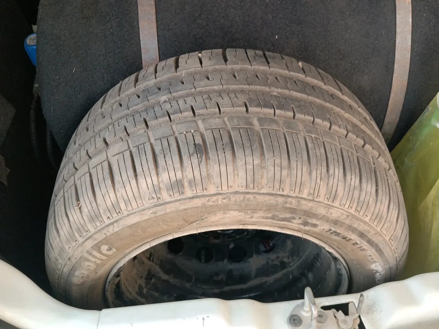 2019 Tata Tiago XZ PLUS PETROL, CNG, Manual, 73,000 km, tyre