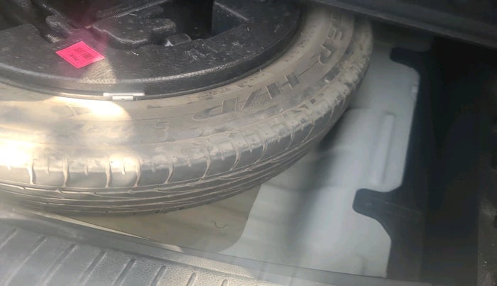 2018 Hyundai Creta SX (O) 1.6 PETROL, Petrol, Manual, 94,994 km, tyre