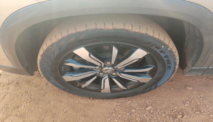 2020 MG HECTOR SHARP 1.5 DCT PETROL, Petrol, Automatic, 86,222 km, tyre