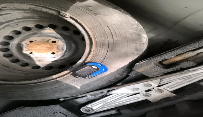 2015 Honda Amaze 1.5L I-DTEC S, Diesel, Manual, 1,12,409 km, tyre