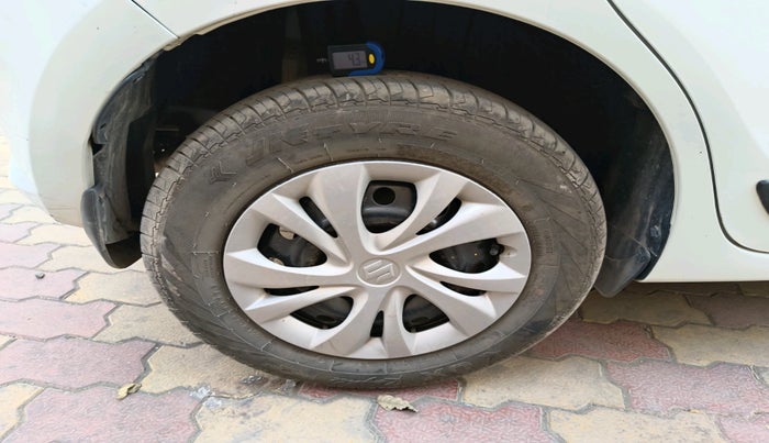 2022 Maruti Swift VXI AMT, Petrol, Automatic, 69,654 km, tyre