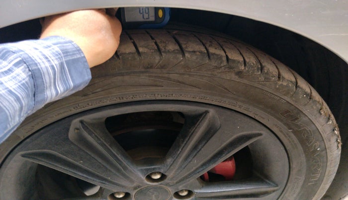 2017 Hyundai Verna 1.6 CRDI SX (O), Diesel, Manual, 1,29,144 km, tyre