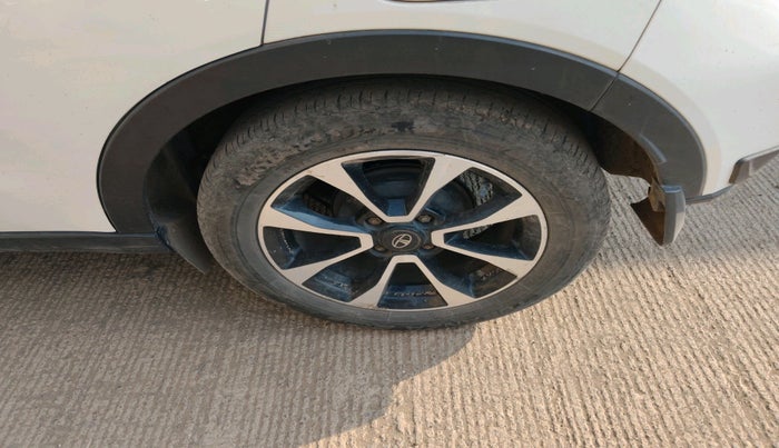 2022 Tata NEXON XM PLUS SUNROOF PETROL, CNG, Manual, 95,915 km, tyre