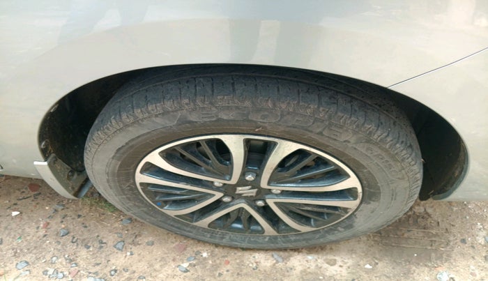 2022 Maruti Ertiga ZXI+ SHVS, Petrol, Manual, 21,214 km, tyre