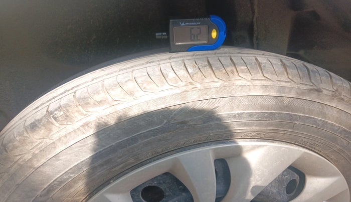 2013 Maruti Swift Dzire LDI, Diesel, Manual, 1,09,755 km, tyre