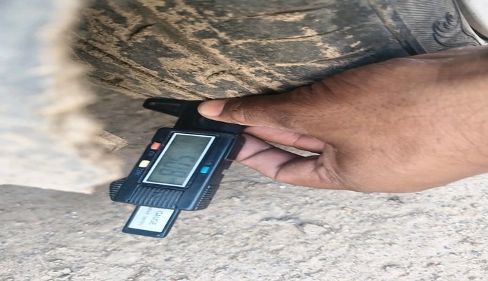 2012 Hyundai i10 MAGNA 1.1, CNG, Manual, 99,978 km, tyre