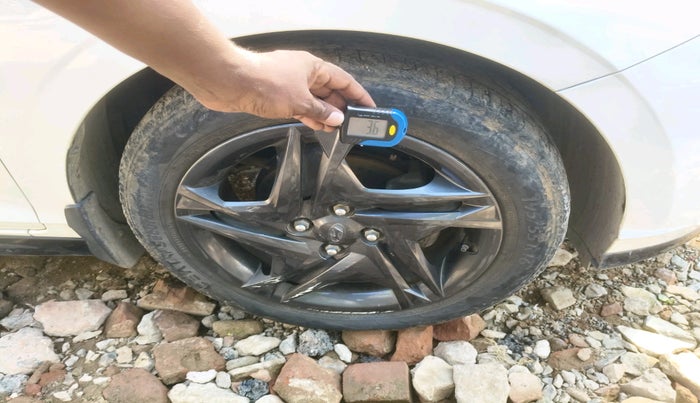 2021 Hyundai NEW I20 SPORTZ 1.2 AT, Petrol, Automatic, 41,096 km, tyre