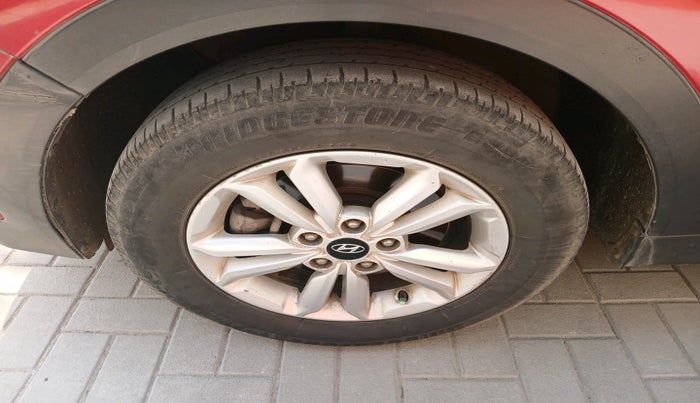 2017 Hyundai Creta SX PLUS 1.6 PETROL, Petrol, Manual, 1,71,577 km, tyre