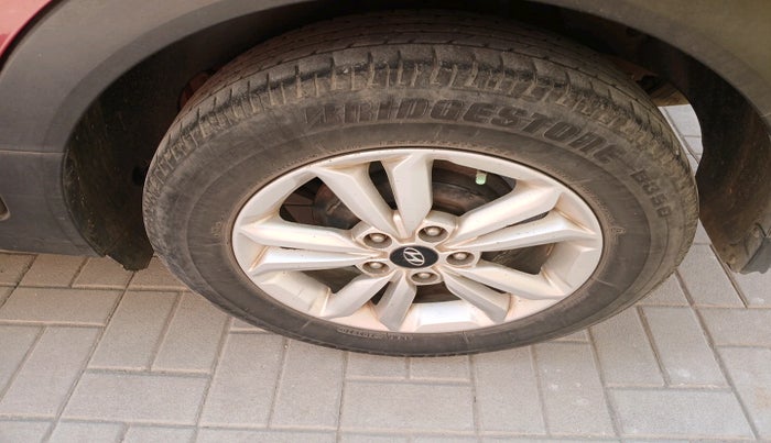 2017 Hyundai Creta SX PLUS 1.6 PETROL, Petrol, Manual, 1,71,577 km, tyre