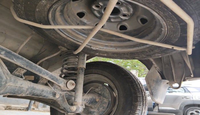 2022 Maruti Eeco 7 STR STD 1.2, Petrol, Manual, 40,041 km, tyre