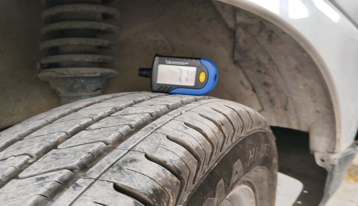 2022 Maruti Eeco 7 STR STD 1.2, Petrol, Manual, 40,041 km, tyre