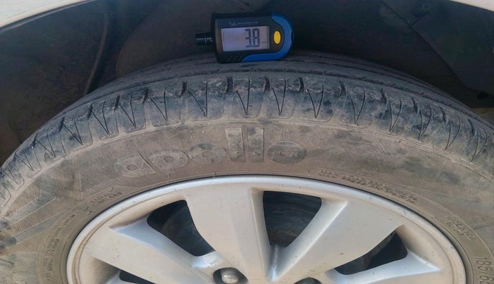 2012 Hyundai i20 SPORTZ 1.2, Petrol, Manual, 87,770 km, tyre