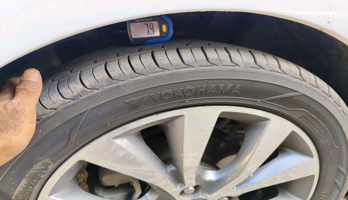 2014 Hyundai Verna FLUIDIC 1.6 CRDI SX OPT AT, Diesel, Automatic, 1,00,328 km, tyre