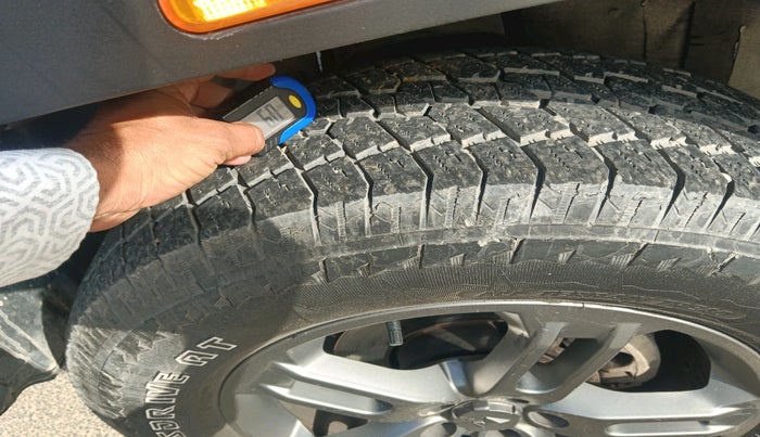 2024 Mahindra Thar LX HARD TOP 4WD MT, Diesel, Manual, 58,201 km, tyre