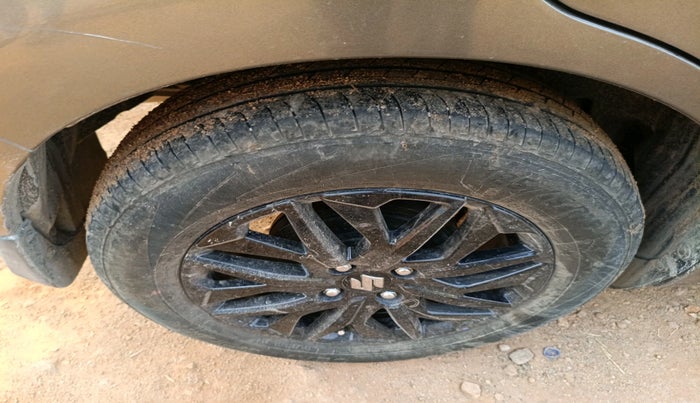 2025 Maruti Dzire ZXi, Petrol, Manual, 9,781 km, tyre