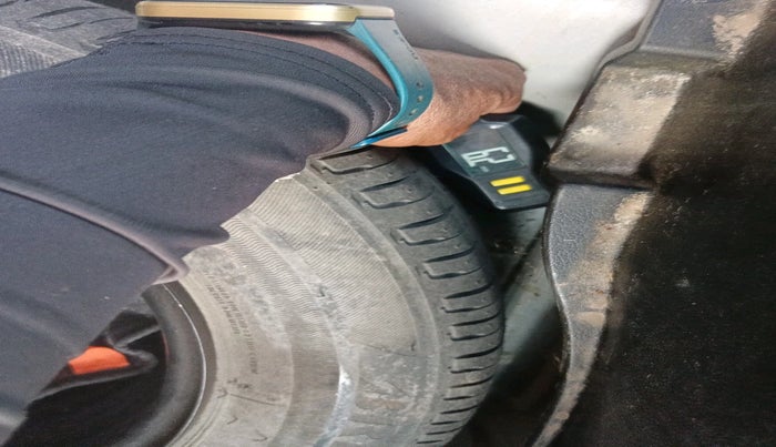 2022 Hyundai NEW I20 ASTA (O) 1.2 MT, Petrol, Manual, 12,190 km, tyre