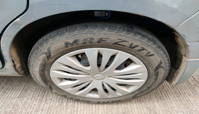 2013 Maruti Ertiga ZDI, Diesel, Manual, 1,00,043 km, tyre