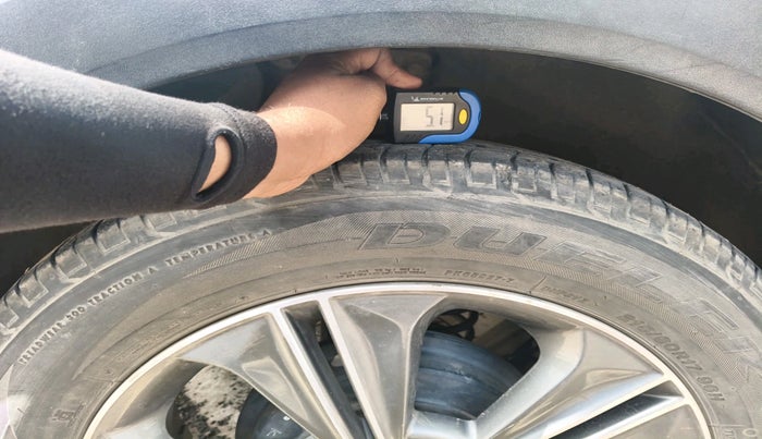 2017 Hyundai Creta SX PLUS AT 1.6 DIESEL, Diesel, Automatic, 1,25,554 km, tyre