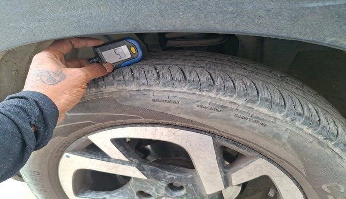 2021 Nissan MAGNITE XV TURBO CVT, Petrol, Automatic, 17,769 km, tyre