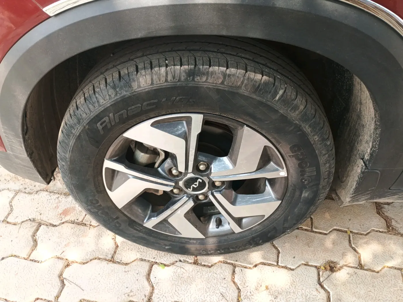 2022 KIA SONET HTX 1.0 DCT, Petrol, Automatic, 29,251 km, tyre