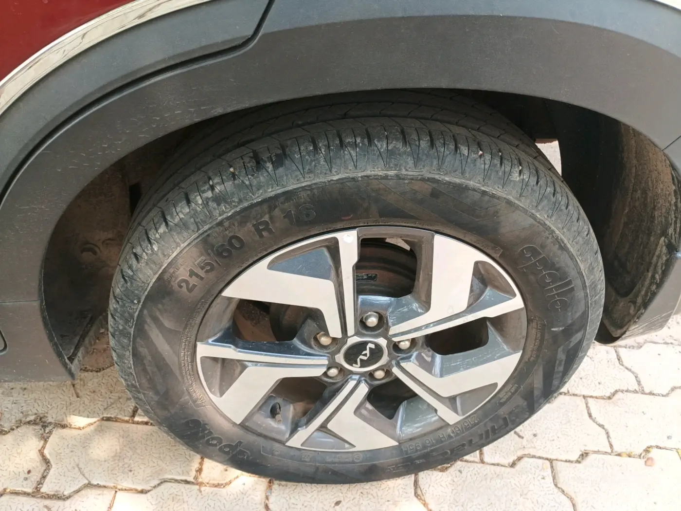 2022 KIA SONET HTX 1.0 DCT, Petrol, Automatic, 29,251 km, tyre